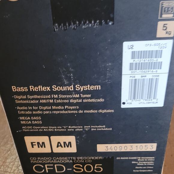 Sony CFD-S05 CD/Headphone Jack/CD-R Playback/Radio/CD-RW.../Cassette NEW SEALED - Picture 9 of 9